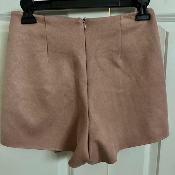 ZARA Pink Suede Mini Skirt / Skort - Picture 2 of 3